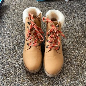 Sugar Hiking Boots